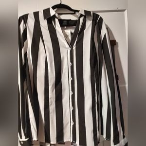 Black & white wide striped blouse